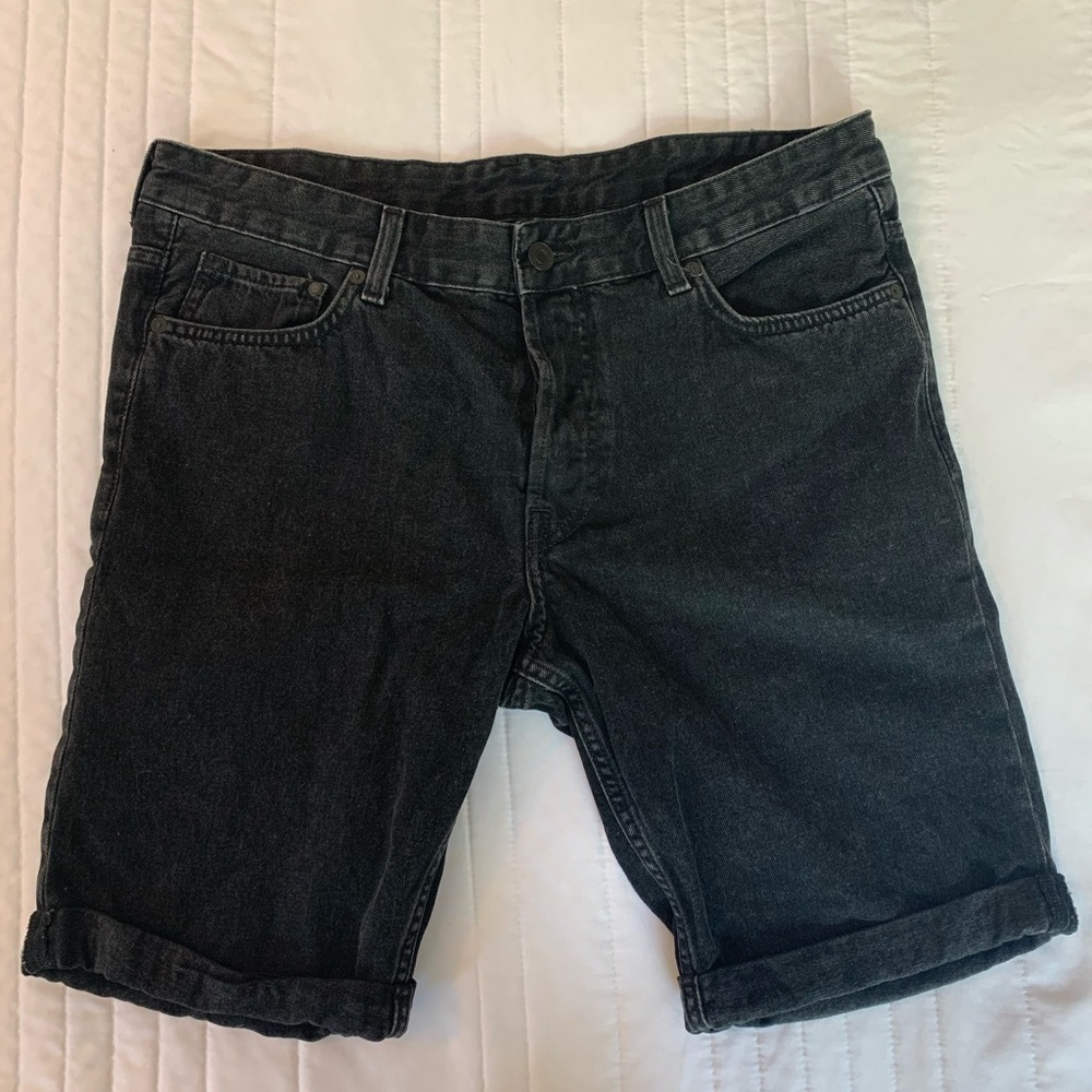Men’s Slim Fit jean shorts - black